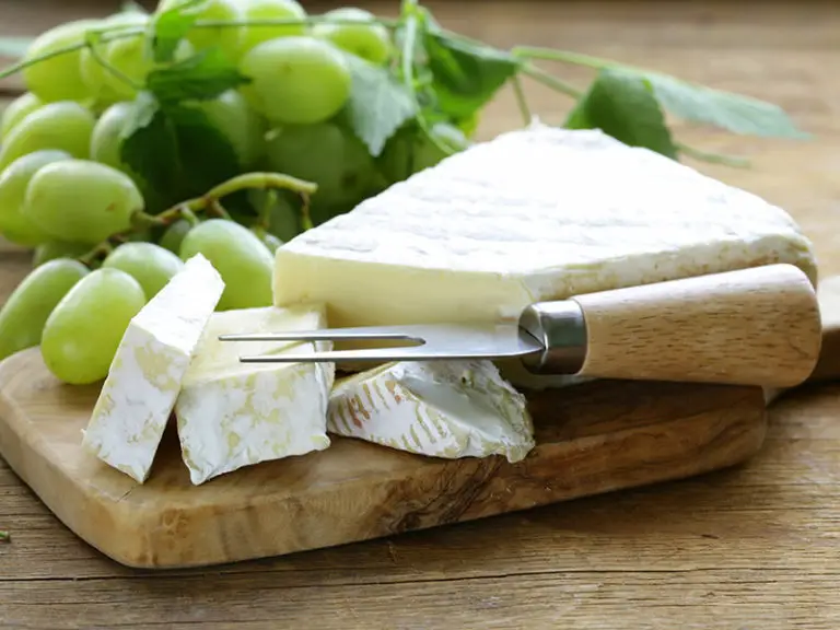 What Does Brie Cheese Taste Like